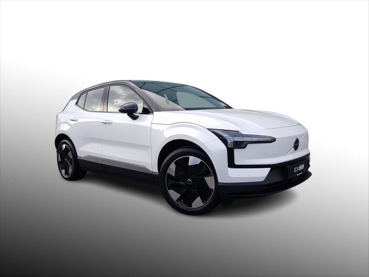 Volvo EX30 69 kWh Extended Range Plus - Immediate Delivery