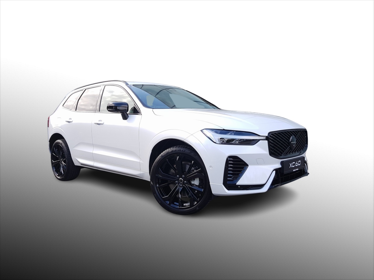 Volvo XC60 T6 350 bhp AWD Plus Black Edition - (Crystal White Metallic / Panoramic Sunroof)