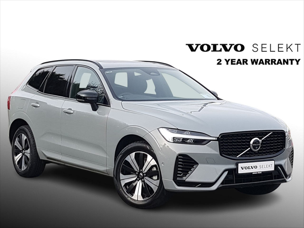 Volvo XC60 T6 350bhp AWD PHEV Plus Dark (Panoramic Sunroof / 360 Camera / Heated Seats)