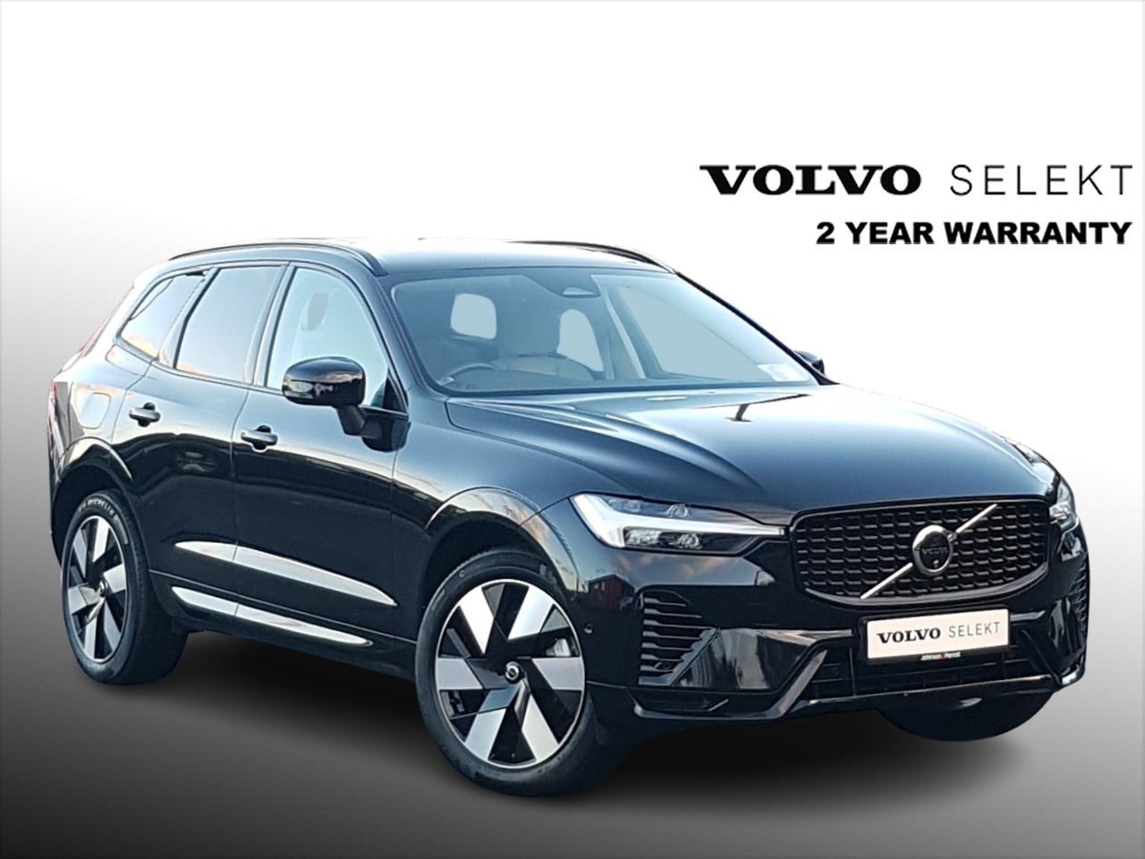 Volvo XC60 T6 350bhp AWD PHEV Plus Dark (Adaptive Cruise / Keyless Entry / Panoramic Sunroof)