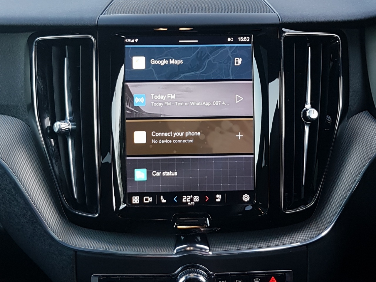 Volvo XC60 T6 350hp AWD Plus Dark PHEV (BLIS/ 360 Camera / Adaptive Cruise)