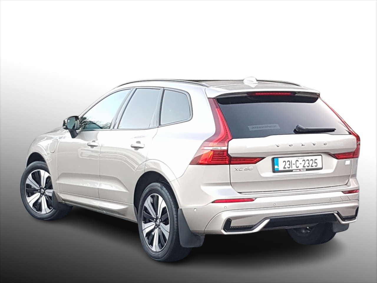 Volvo XC60 T6 350hp AWD Plus Dark PHEV (BLIS/ 360 Camera / Adaptive Cruise)