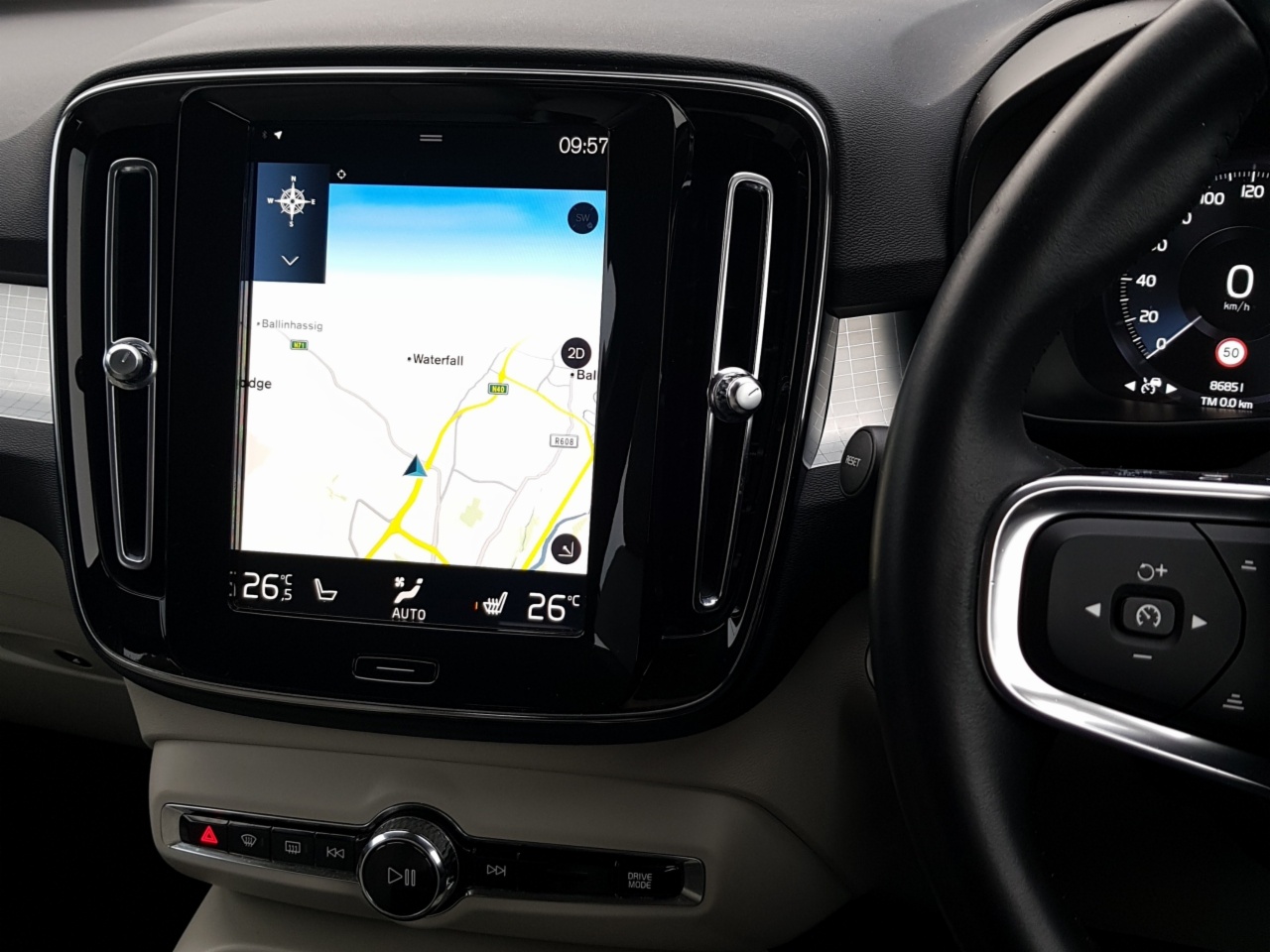 Volvo XC40 T3 163bhp Momentum