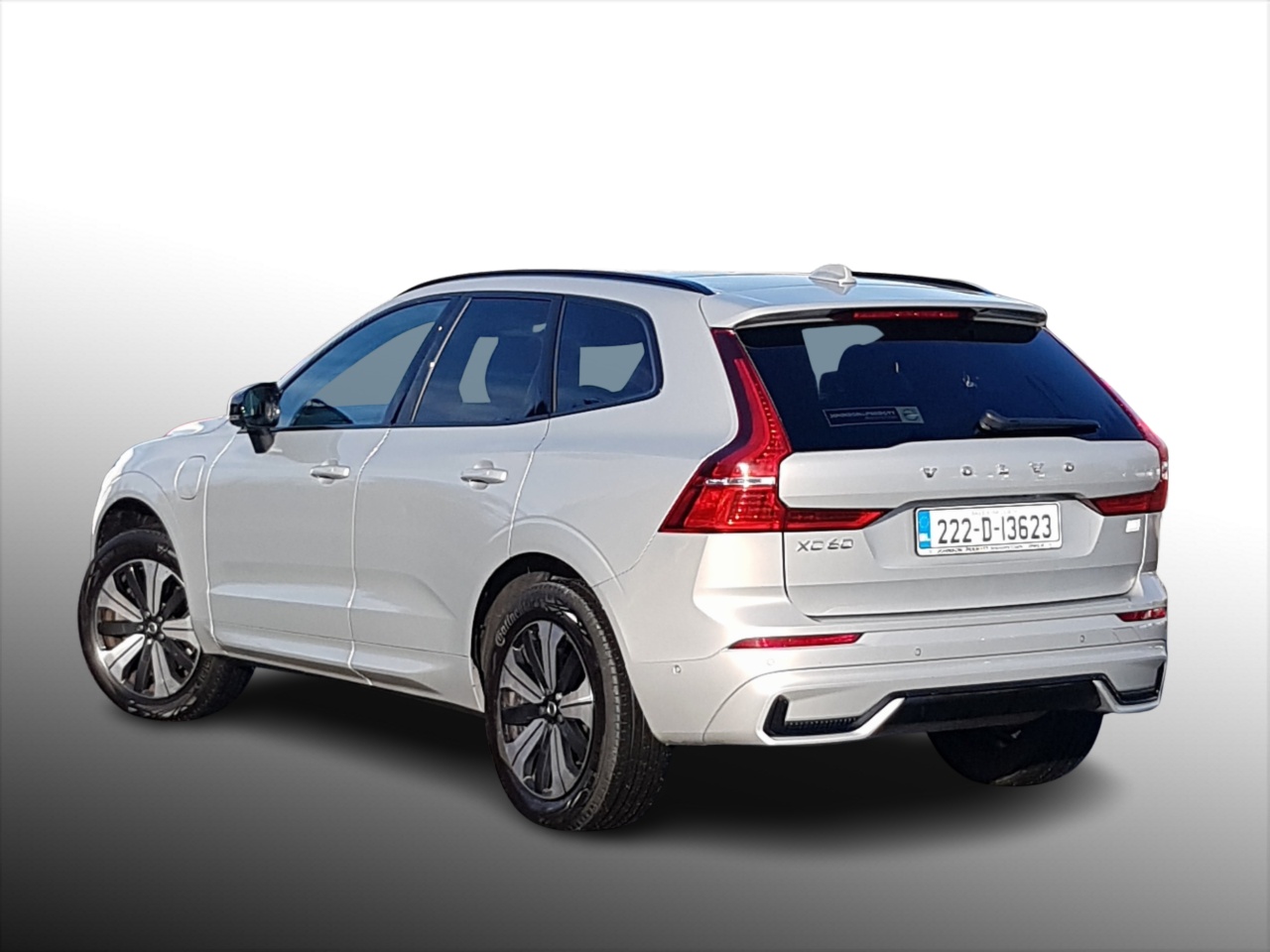 Volvo XC60 T6 350hp AWD PHEV Plus Dark (Two Year Volvo Selekt Warranty + Two Years Servicing)