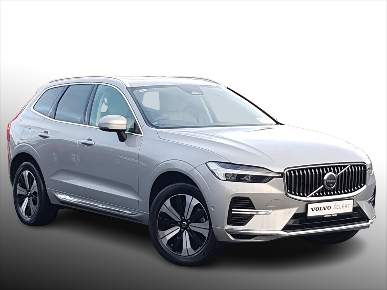 Volvo XC60 T6 350bhp AWD PHEV Plus Bright (Two Year Warranty + Two Year Service Plan)