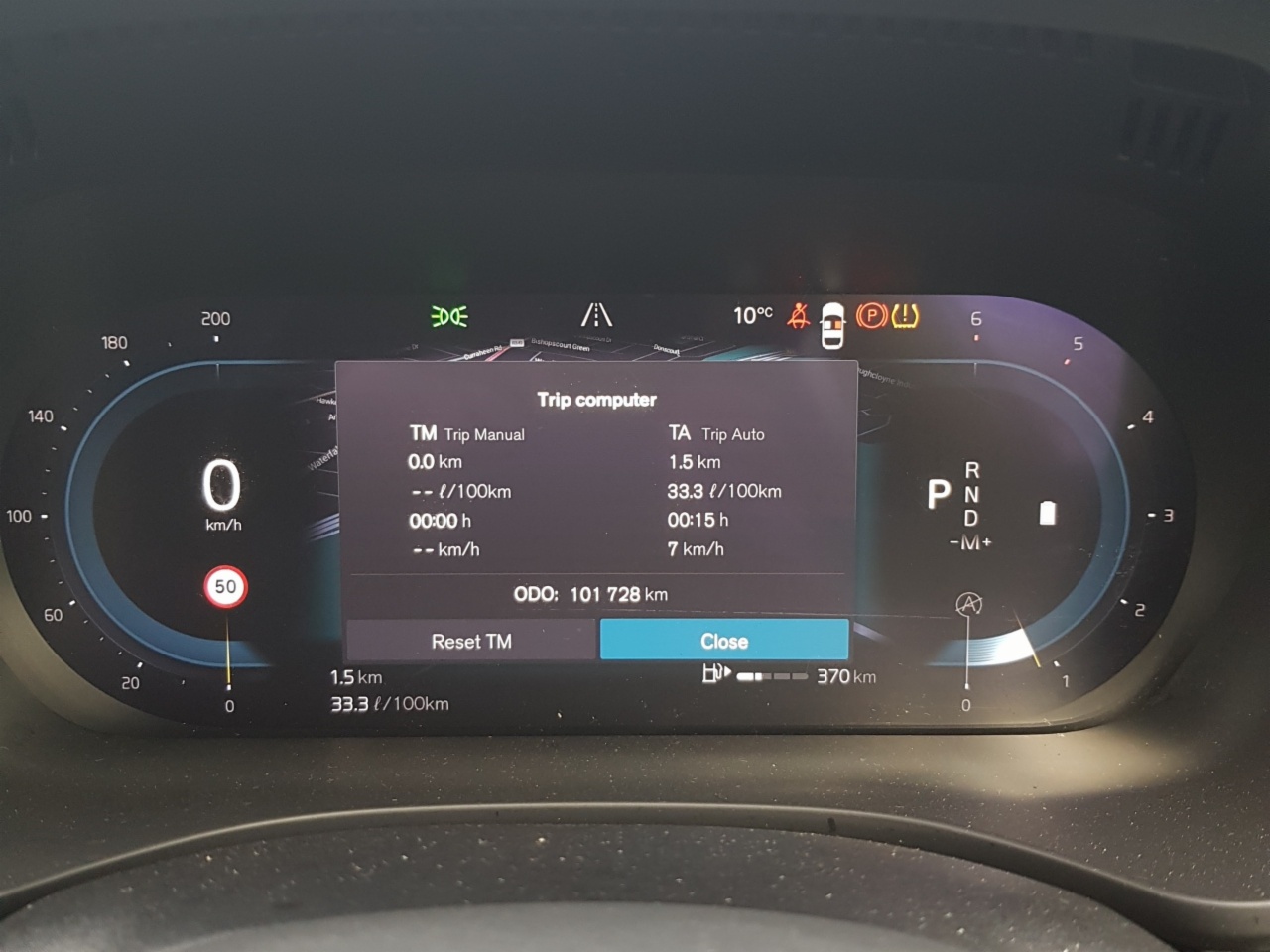 Volvo XC60 B4 197bhp Diesel  MHEV Momentum  (Two Year Volvo  Selekt Warranty + Two  Year Volvo Service  Plan)