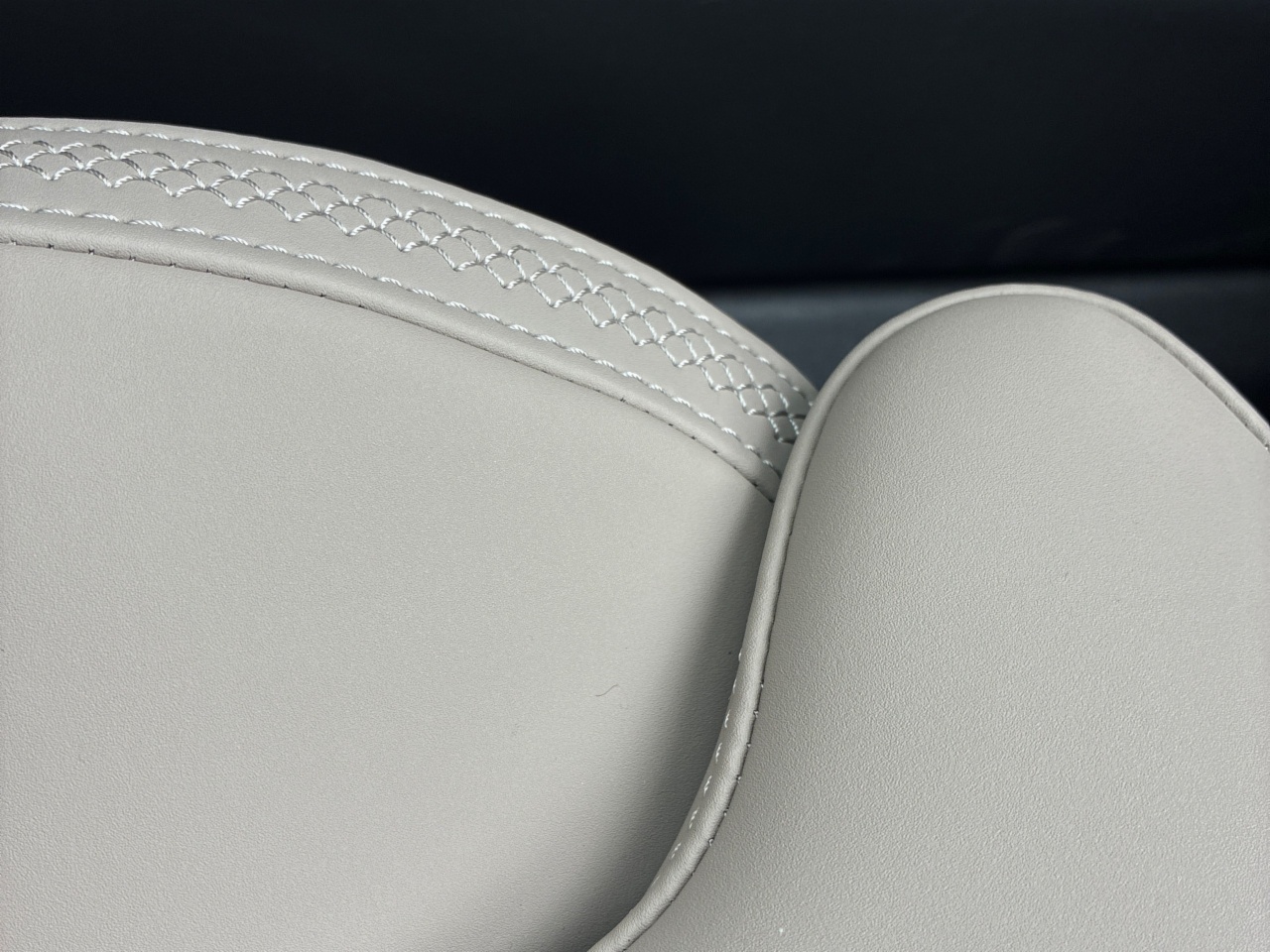 Volvo ES90 92 kWh 333bhp  Extended Range Plus -  800v - Bose Premium  Audio