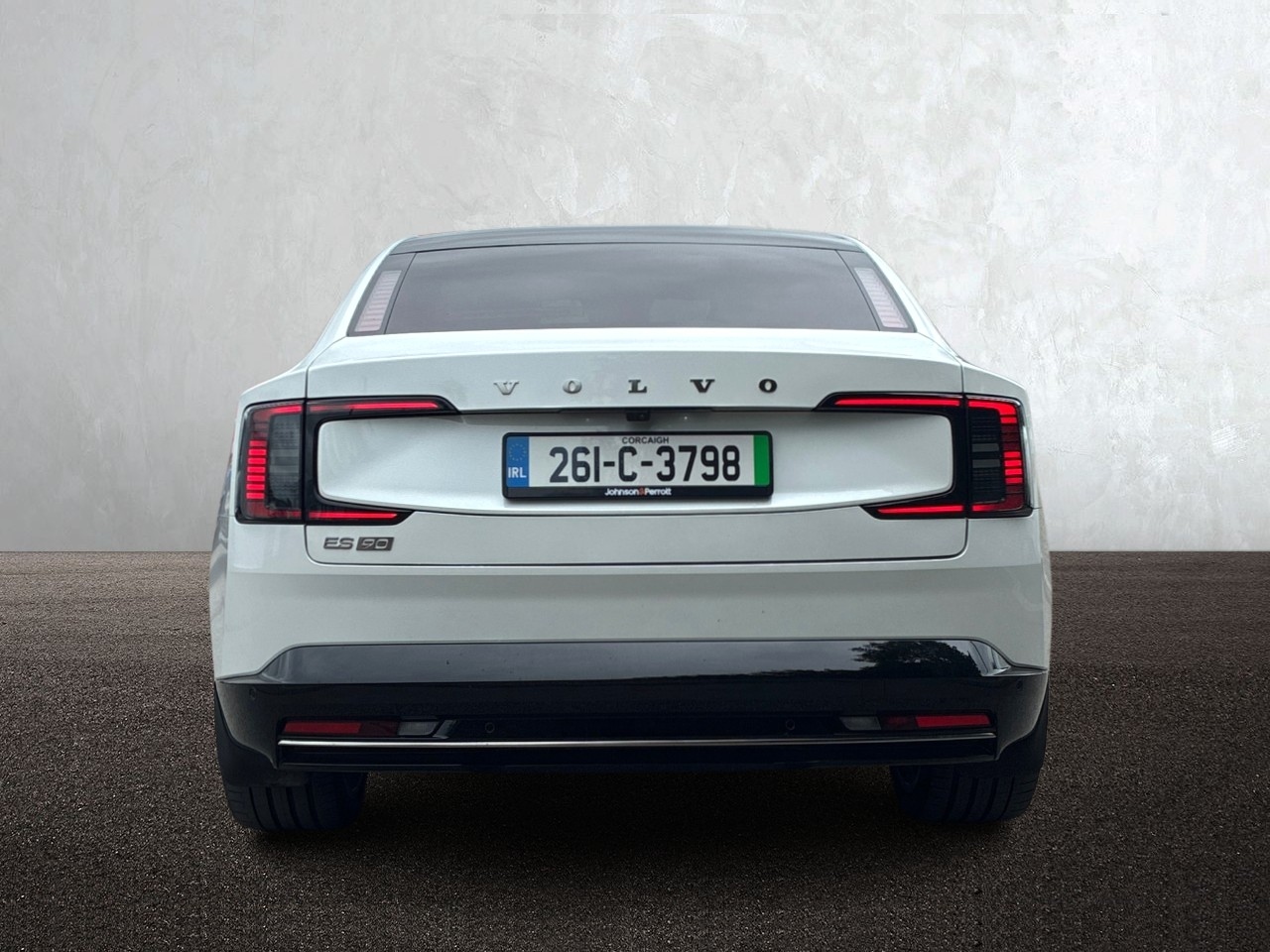 Volvo ES90 92 kWh 333bhp  Extended Range Plus -  800v - Bose Premium  Audio