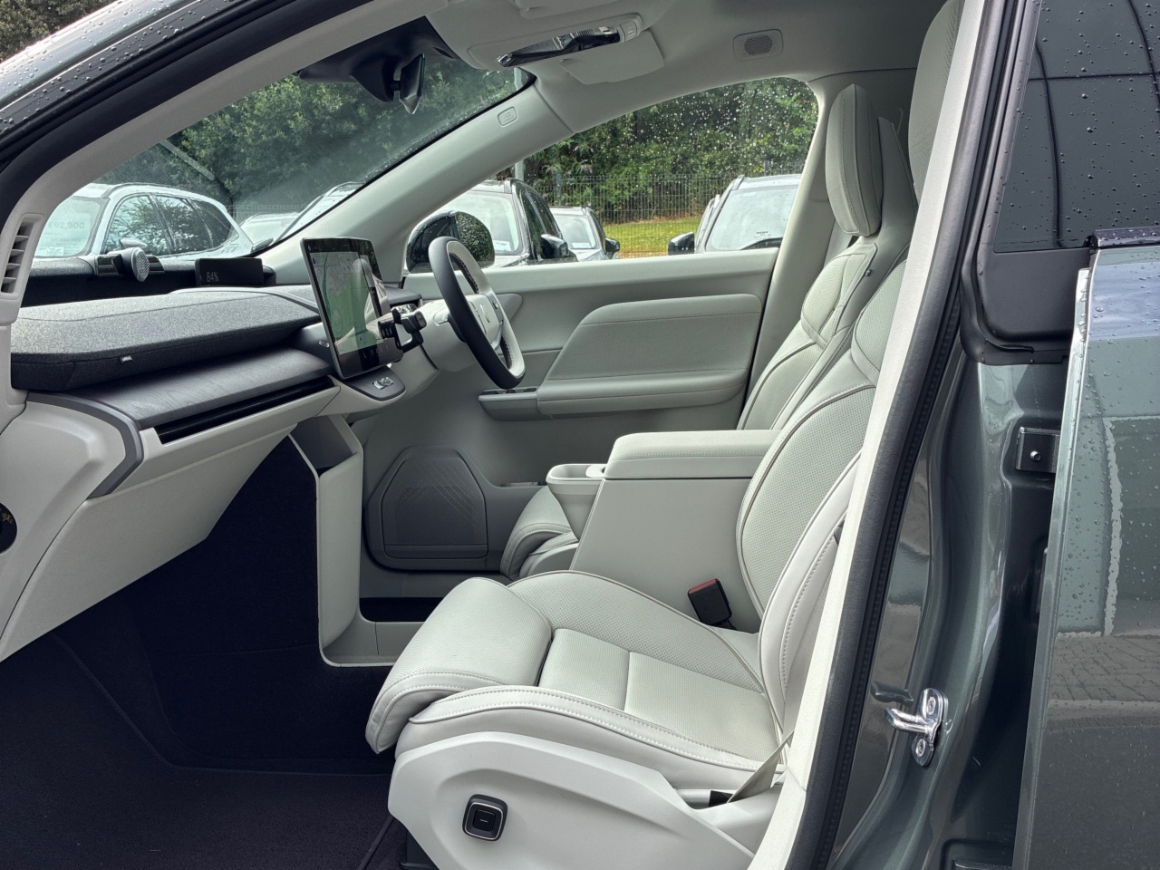 Volvo EX60 P10 AWD Ultra - 95  kWh - Twin Motor -  Available to Test Drive