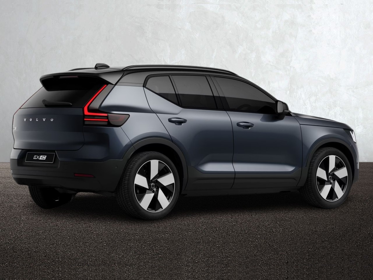 Volvo EX40 P5 Long Range Ultra -  (82 kWh 252bhp)