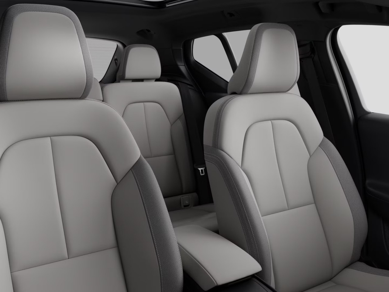 Volvo EX40 P5 Long Range Ultra -  (82 kWh 252bhp)