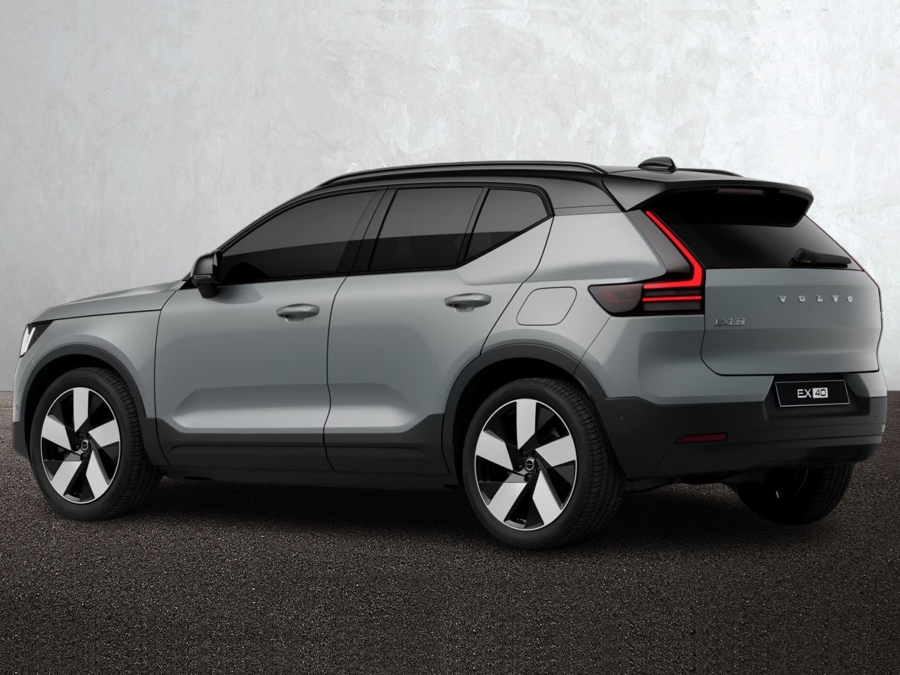 Volvo EX40 P5 Long Range Ultra  Pro (82 kWh 252bhp)