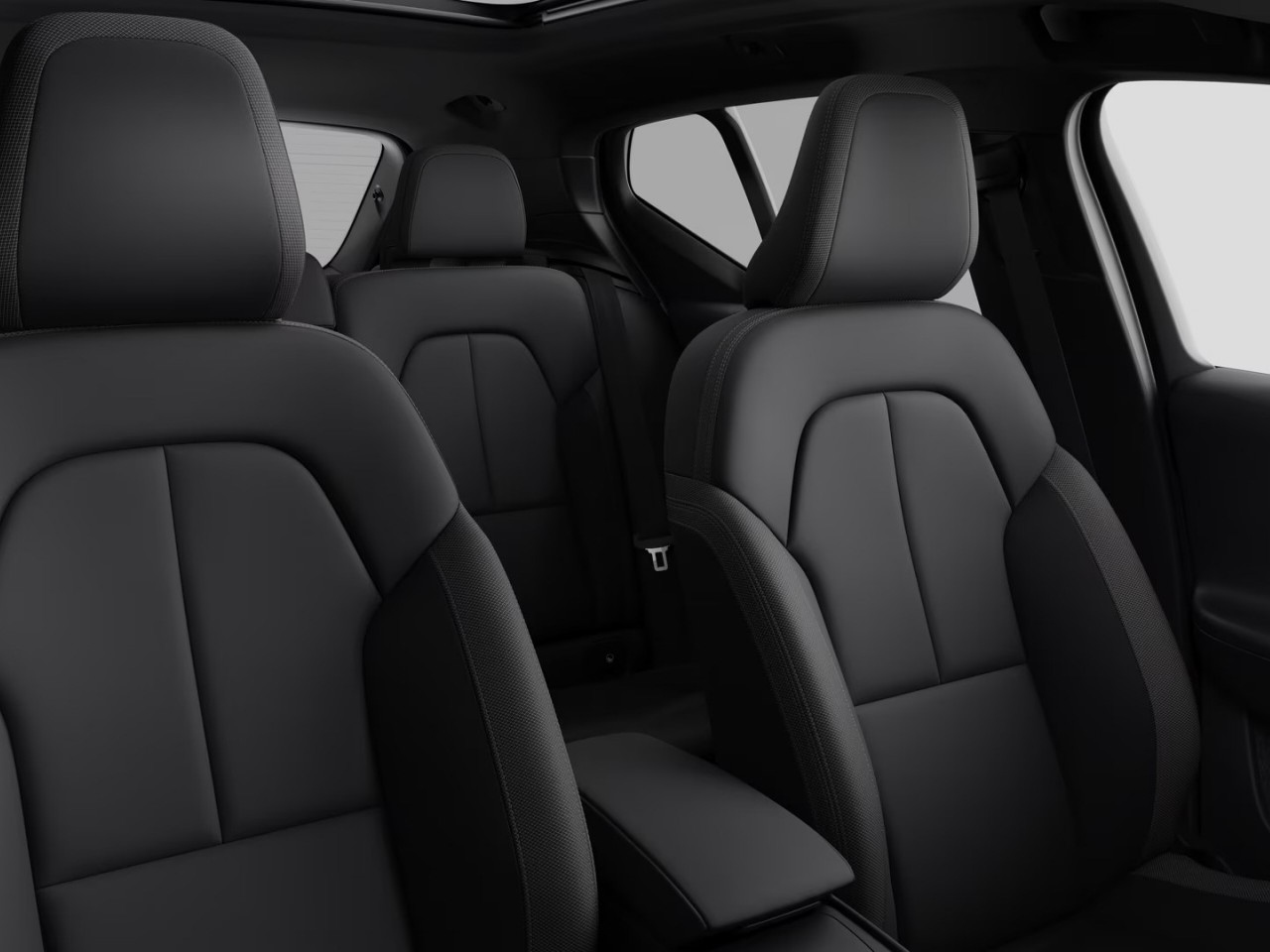 Volvo EX40 P5 Long Range Ultra  Pro (82 kWh 252bhp)