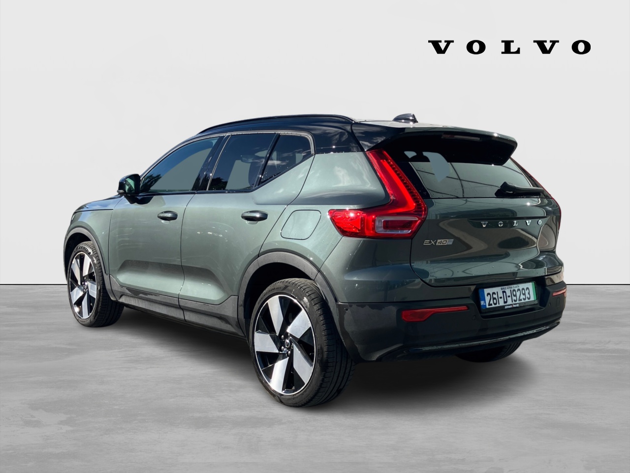 Volvo EX40 82 kWh Extended Range Ultra - Forest Lake