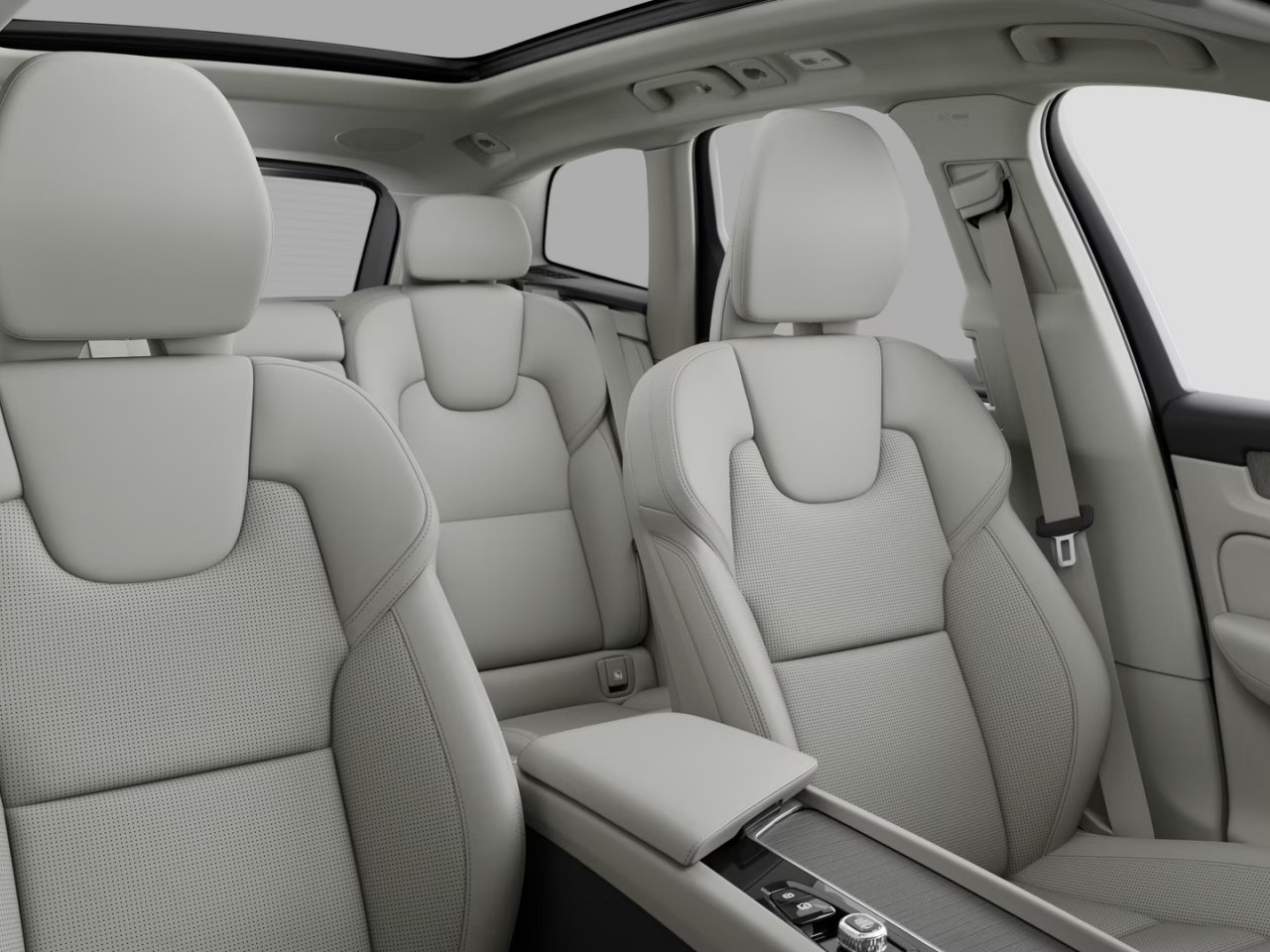 Volvo XC60 T6 356bhp AWD Long Range PHEV Ultra Pro Bright - Order for 2027