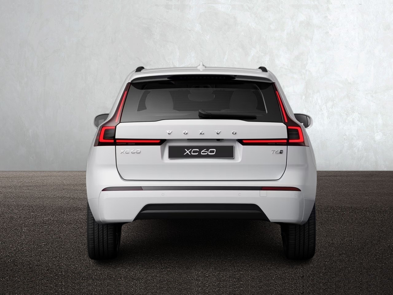 Volvo XC60 T6 356bhp AWD Long Range PHEV Core Bright- Order for 2027