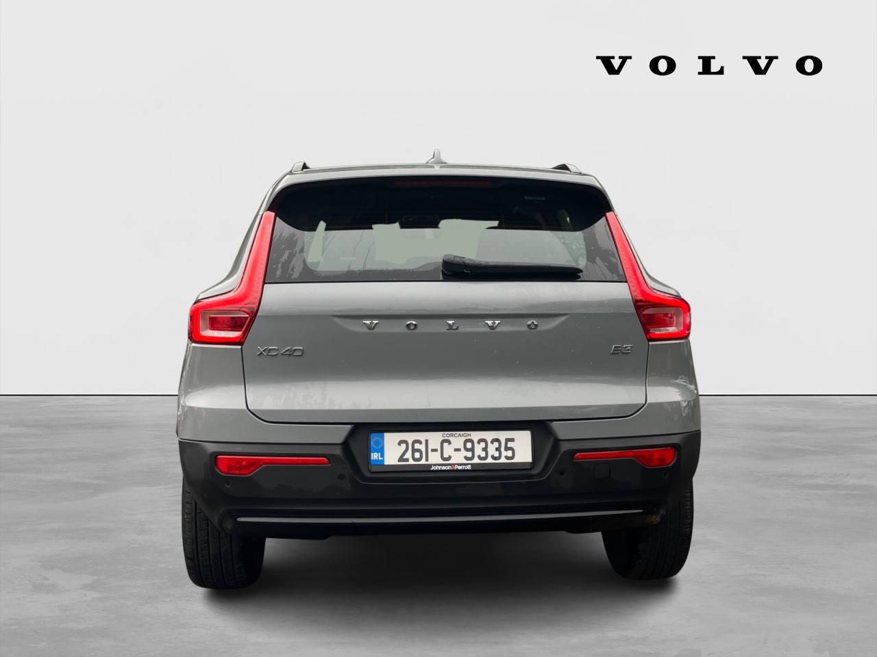 Volvo XC40 B3 163bhp MHEV Plus Dark - Vapour Grey
