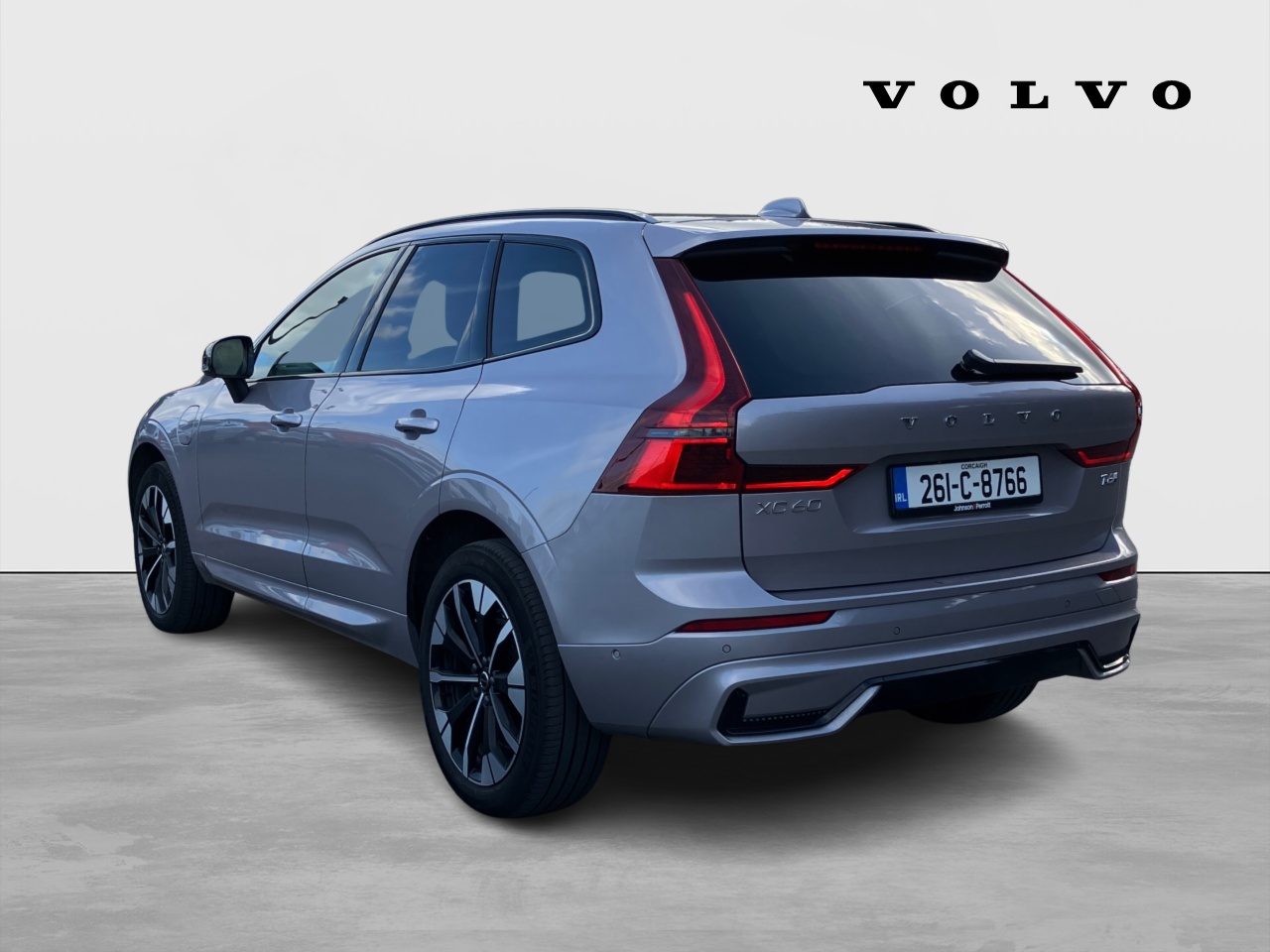 Volvo XC60 T6 350bhp AWD PHEV Plus Dark - Aurora Silver
