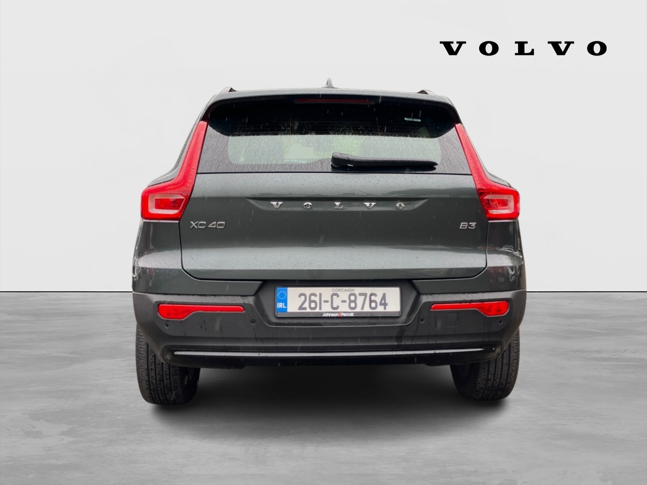 Volvo XC40 B3 163bhp MHEV Plus Dark - Forest Lake