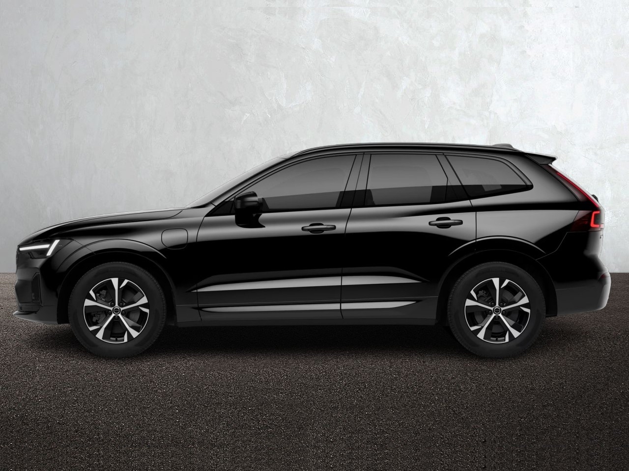 Volvo XC60 T6 356bhp AWD Long Range PHEV Plus Dark - Order for 2027